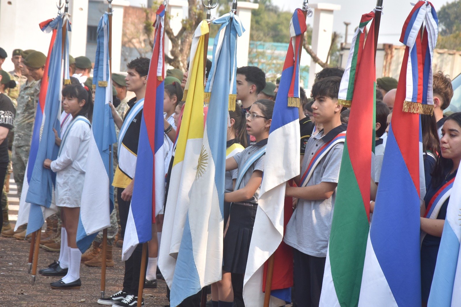 17-ago-24--Con emotivo acto, Apóstoles conmemoró el 174 aniversario del fallecimiento del Gral. José de San Martín-1