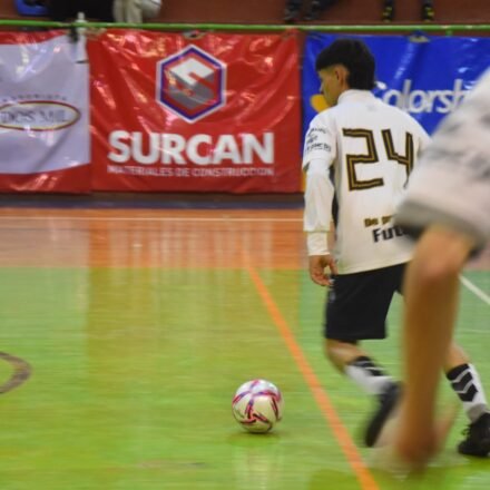 06-sep-2024--La Liga Apostoleña de Futsal arrancó con gran éxito (14)