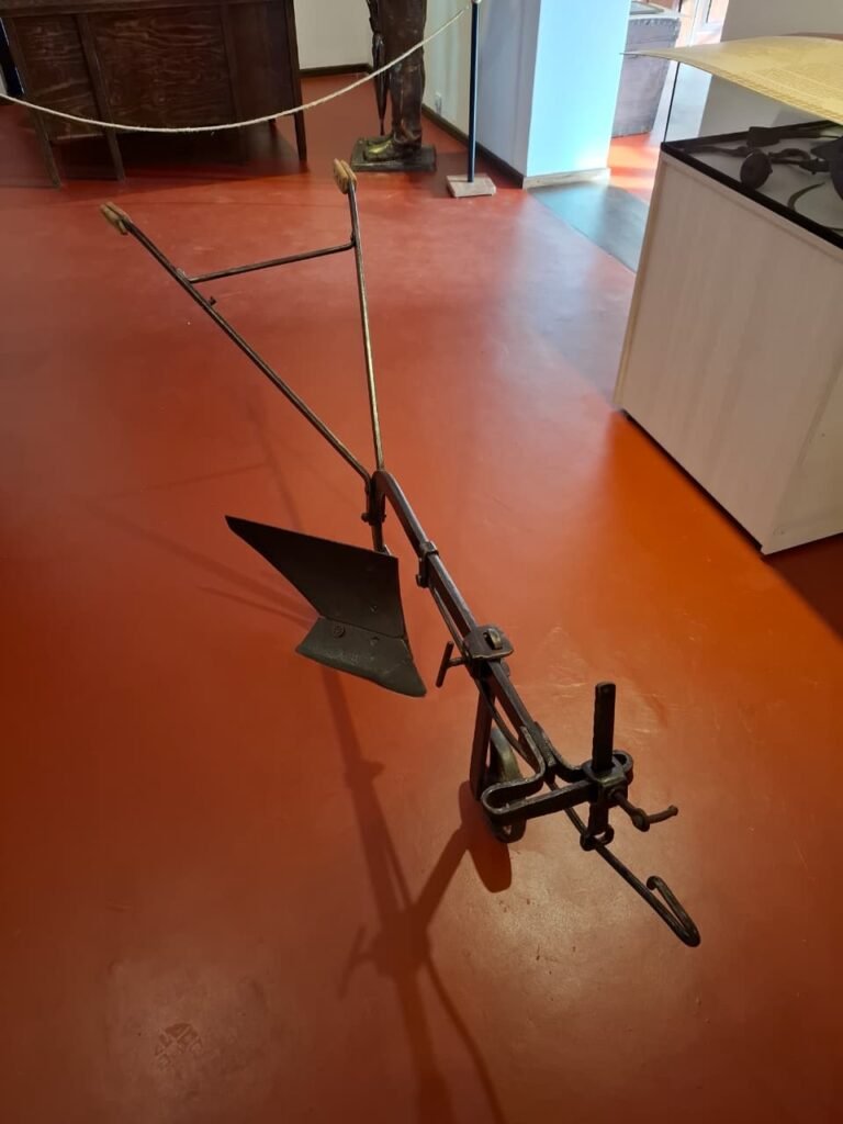MUSEO-P-DIEGO-DE-ALFARO-Arado